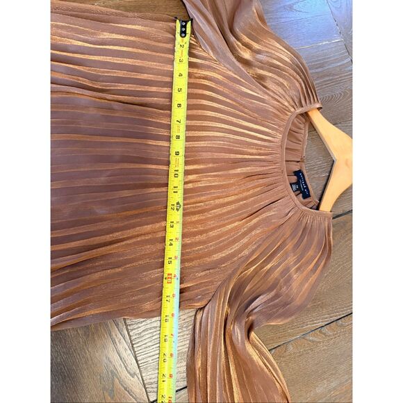Current Air Gold Pleated Top Size XS - Picture 7 of 7